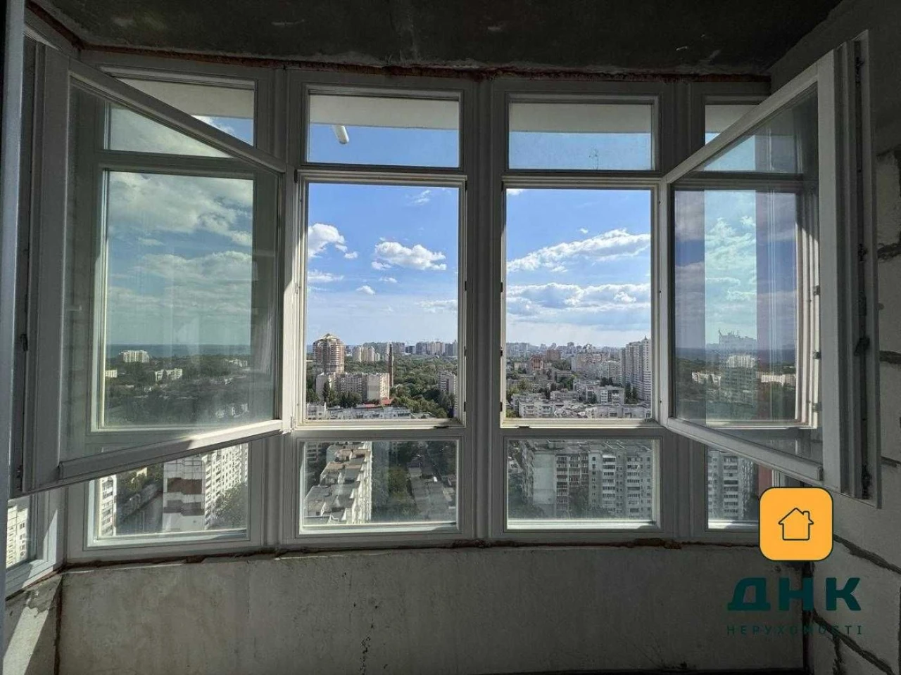 ‼️Продам‼️ 1 к квартира 48,6 м без ремонта вид на город МОРЕ