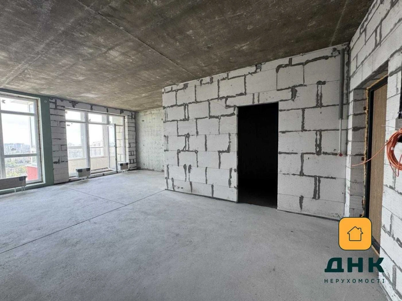 ‼️Продам‼️ 1 к квартира 48,6 м без ремонта вид на город МОРЕ