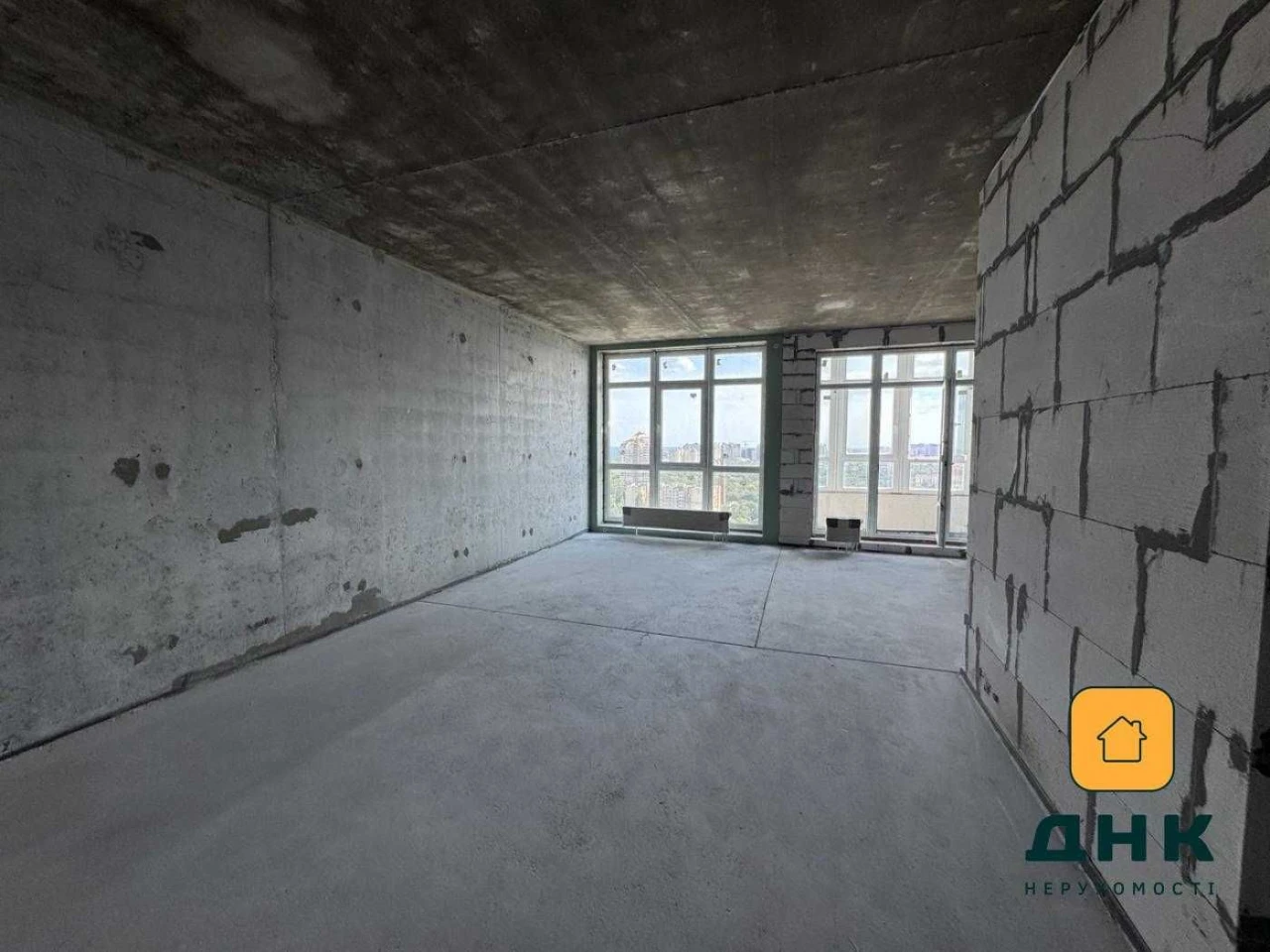 ‼️Продам‼️ 1 к квартира 48,6 м без ремонта вид на город МОРЕ