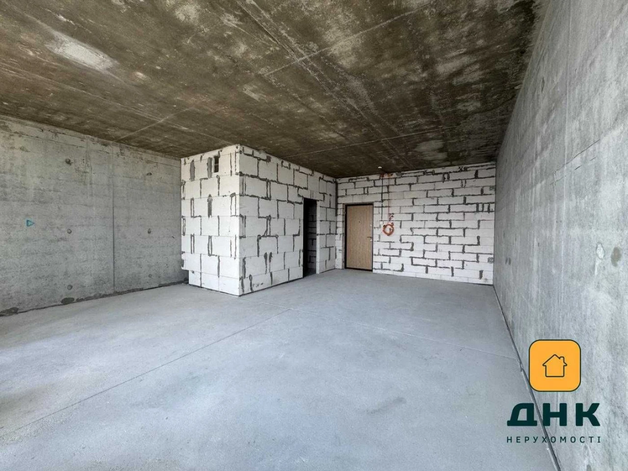 ‼️Продам‼️ 1 к квартира 48,6 м без ремонта вид на город МОРЕ