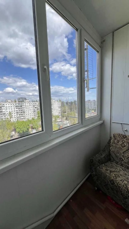 Є відео! 1кімн. 34кв.  Глушко Корольова, Таїрова, 9\9, Київс