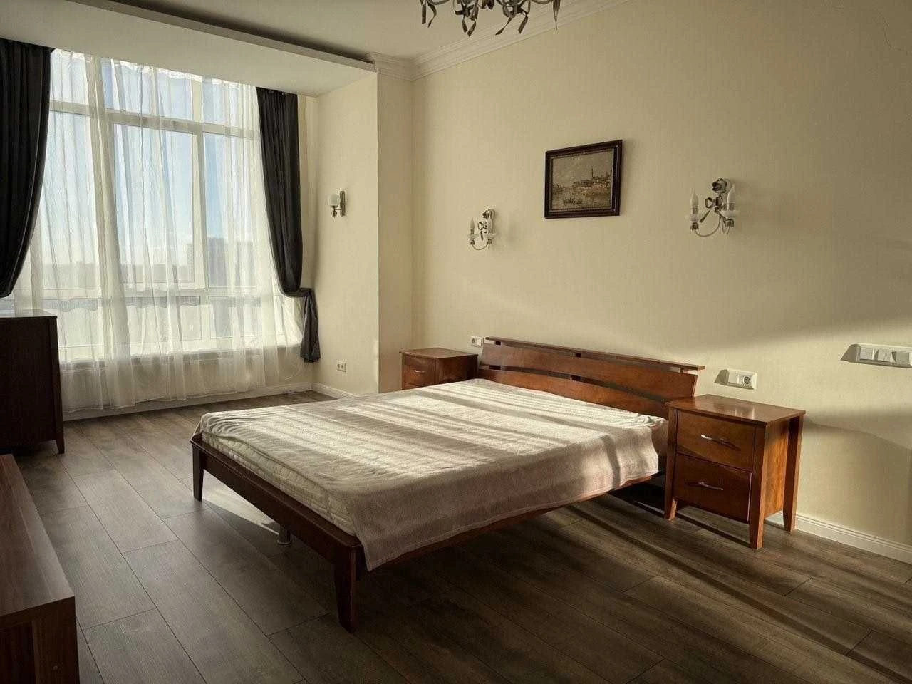 Продам 1-комн. квартиру 58 м2 на Французском бульваре / СК С