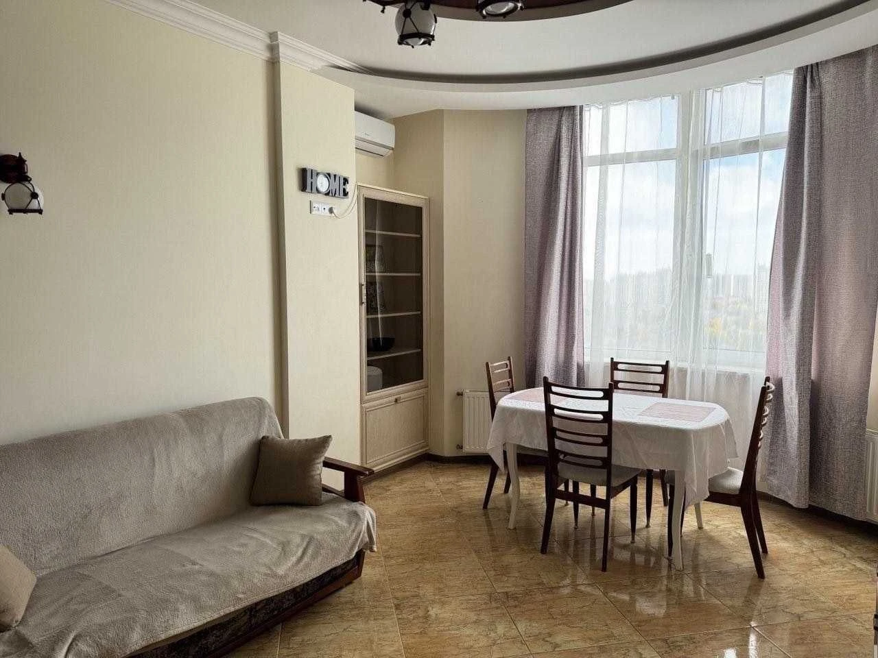 Продам 1-комн. квартиру 58 м2 на Французском бульваре / СК С