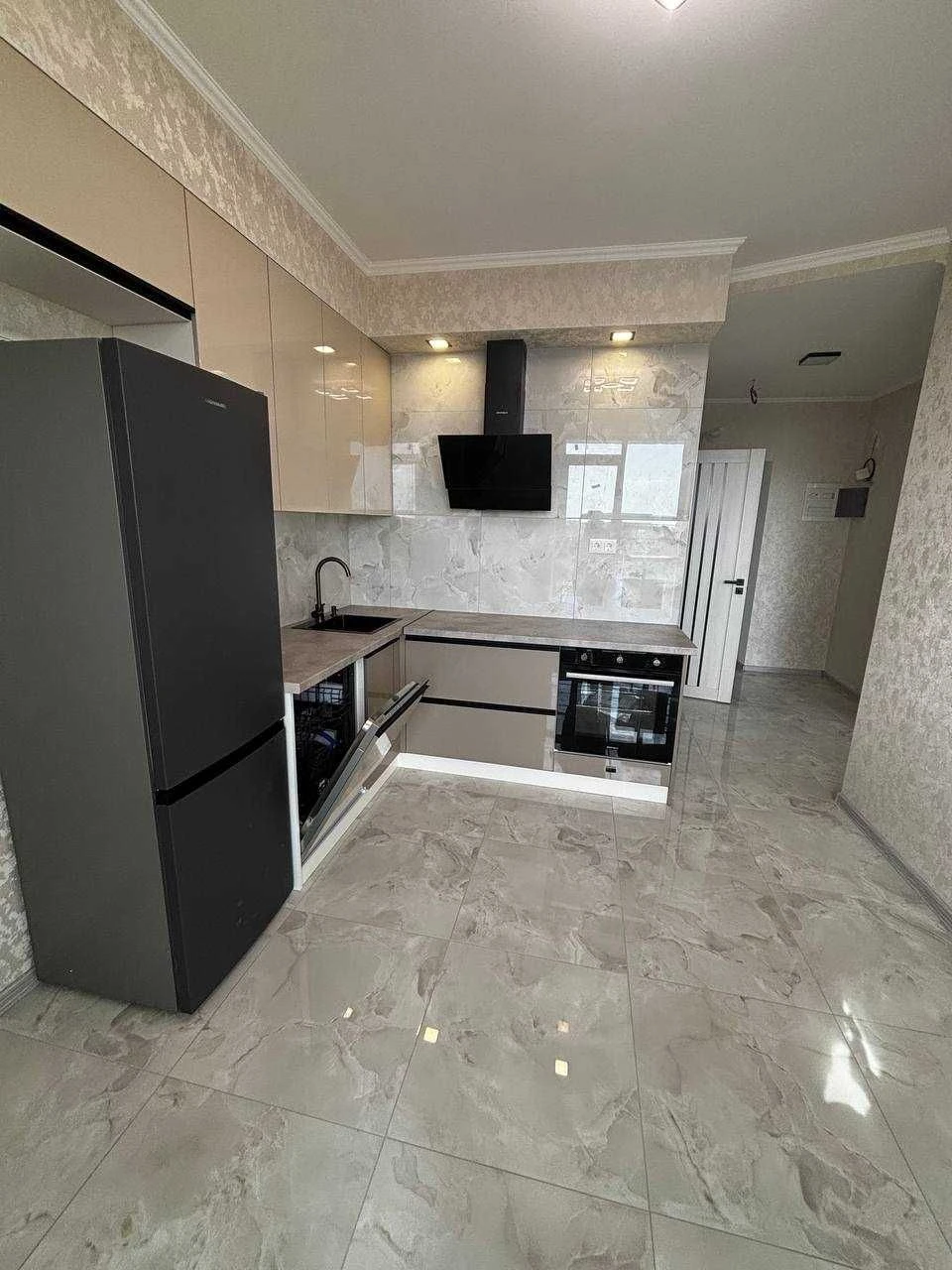 Продам 1-к квартиру по ул. Сахарова