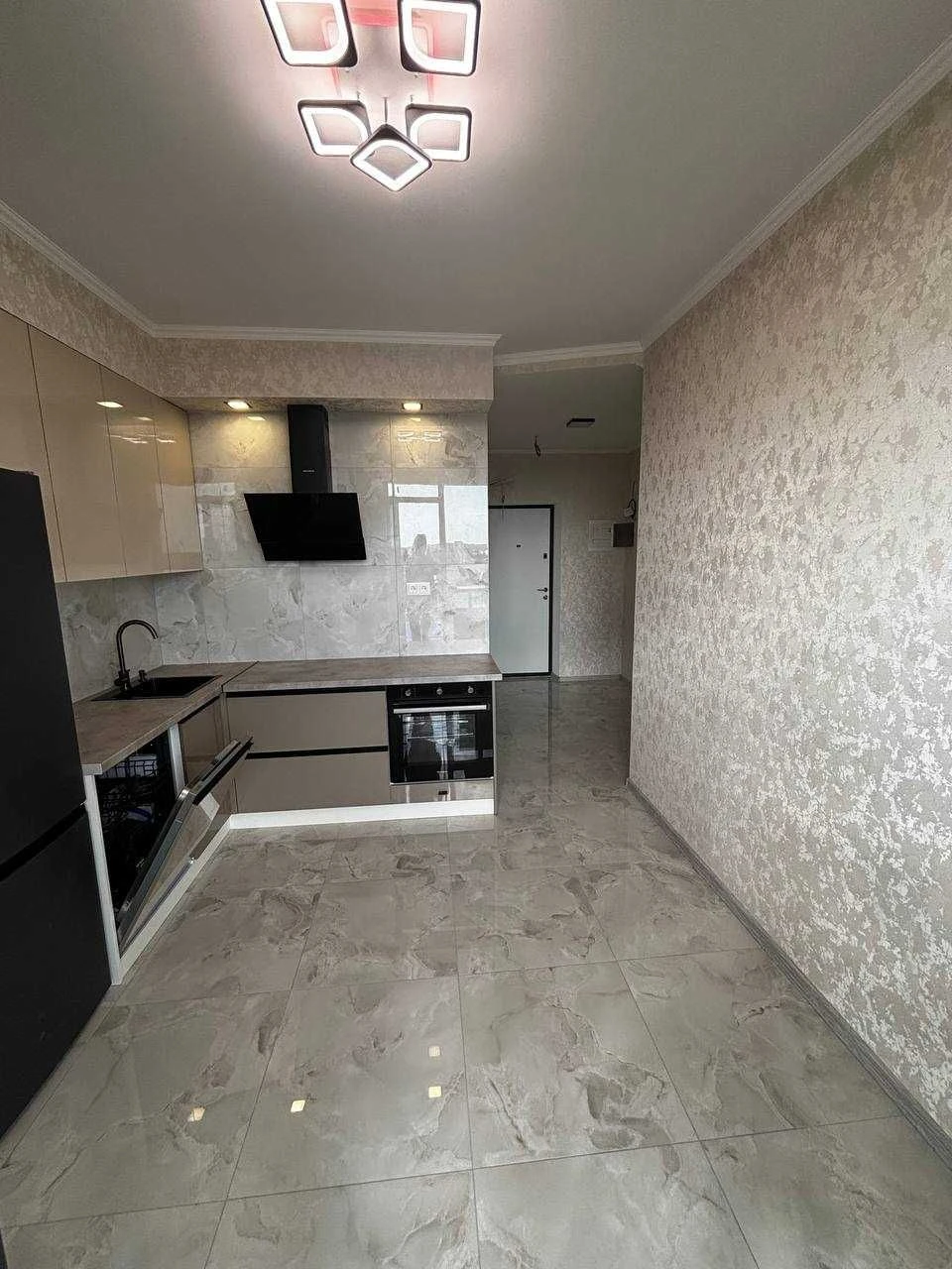 Продам 1-к квартиру по ул. Сахарова