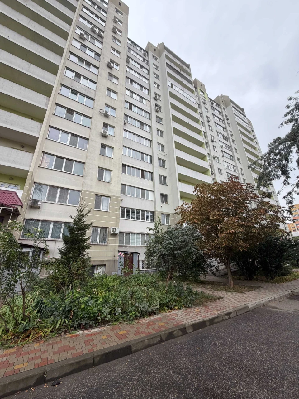 Госпрограммы. 1 ком квартира, 42 кв. м 10 мин. до центра гор
