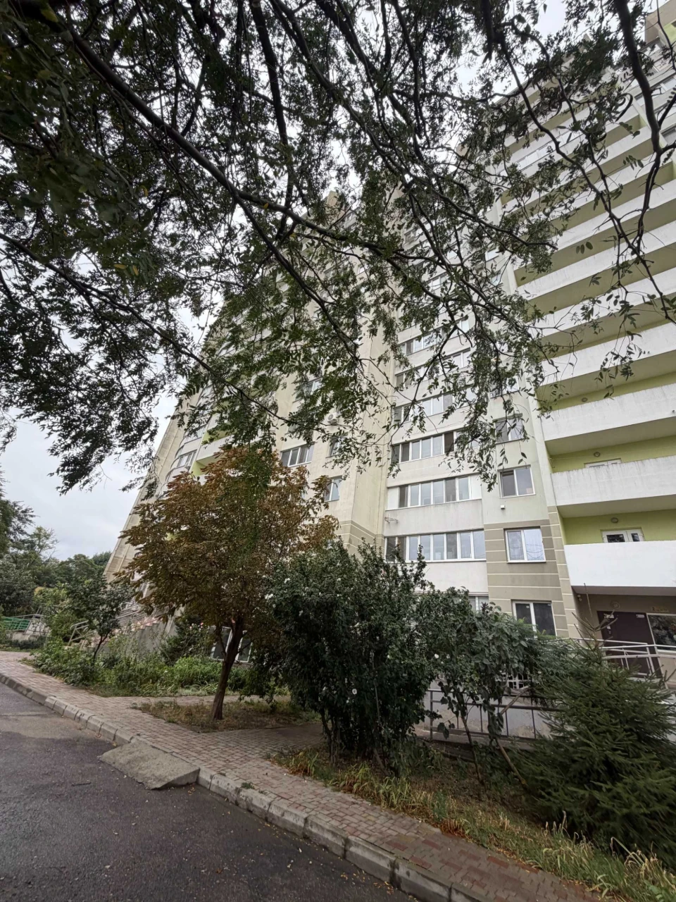 Госпрограммы. 1 ком квартира, 42 кв. м 10 мин. до центра гор
