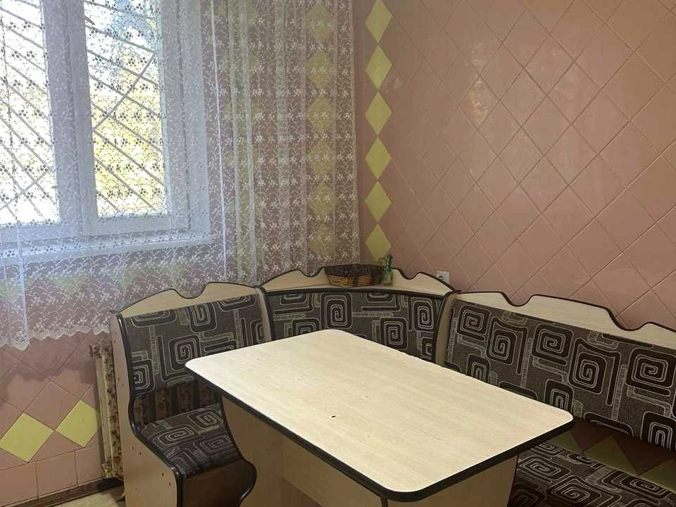 Квартира. Одеса, Небесної Сотні просп.
