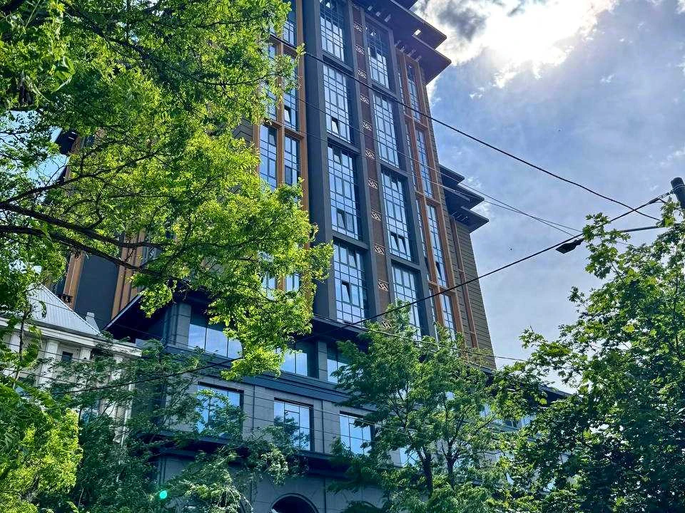 Квартира. Одеса, Велика Арнаутська вул.