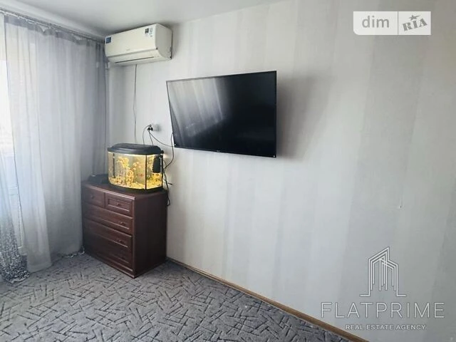 Продажа 1к квартиры 40 кв. м по ул. Ревуцкого 29А • ID 3472