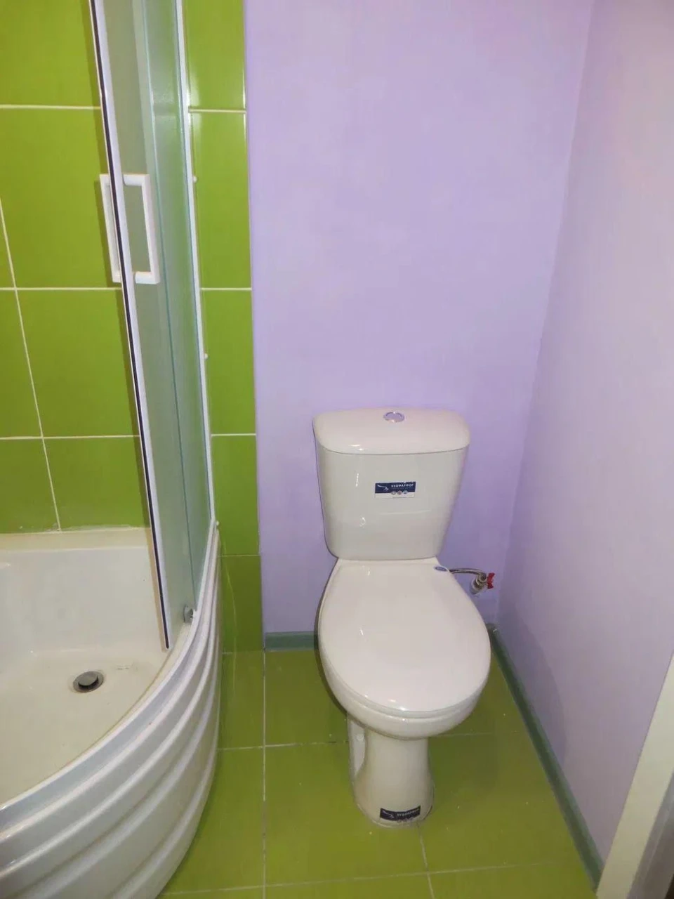 Продам частину будинку на Таїрова, вул. Левітана (223-872
