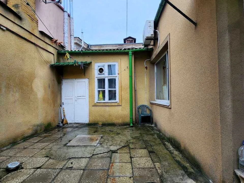 Будинок. Одеса, Петра Івахненка вул.