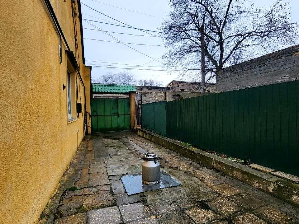 Будинок. Одеса, Петра Івахненка вул.
