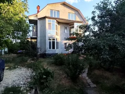 Будинок. Одеса, Учнівська вул.