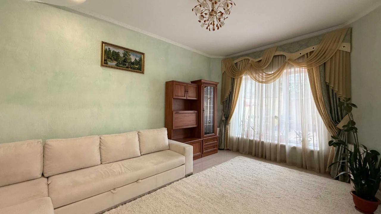 У продажу будинок на Чубаївці вул Толбухіна Мегадом