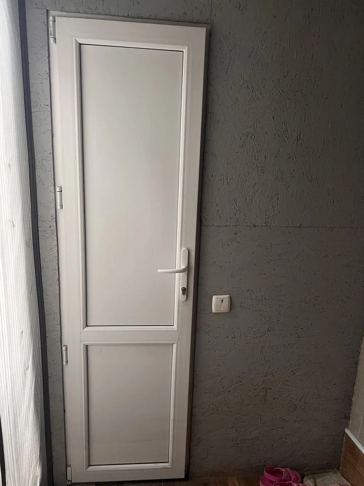 Частина домоволодіння (квартира на землі)в межах міста