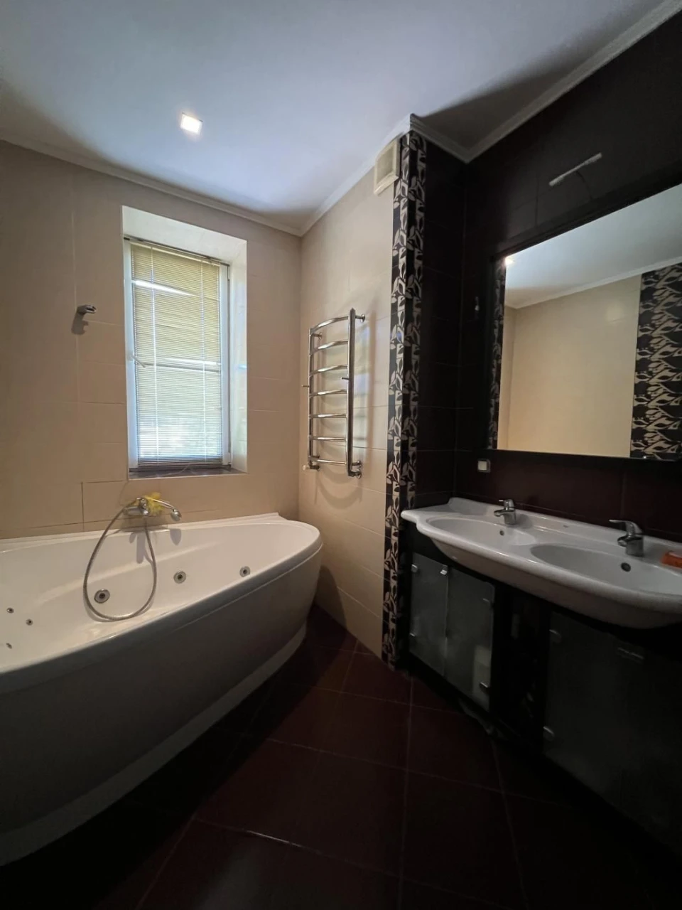 Совиньон дом из ракушечника, 10 сот, 390м²