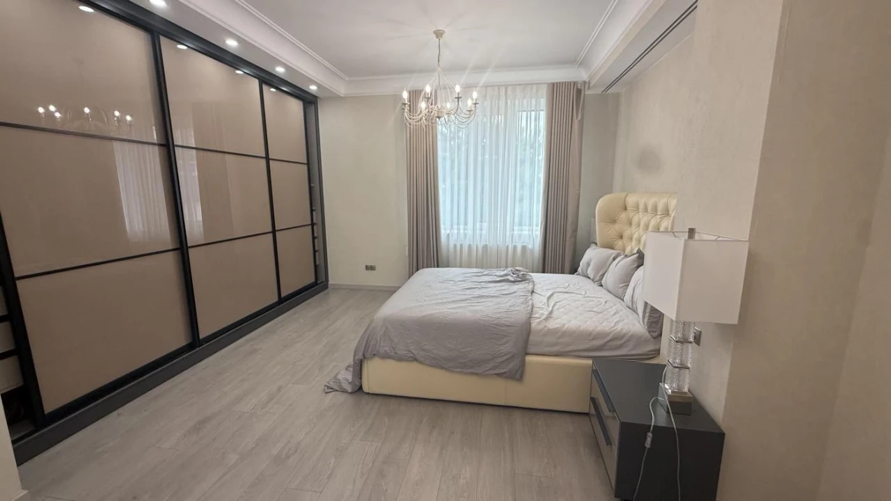 СК1 Продам будинок в Аркадії, нове надходження.