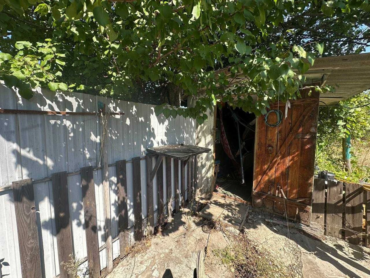 Продам дачу, 10 хвилин від метро Індустріальна, участок 10 с
