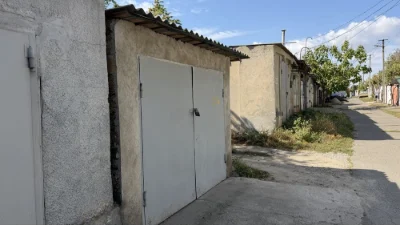 Продам капітальний камʼяний гараж в Одесі у гаражному коопер