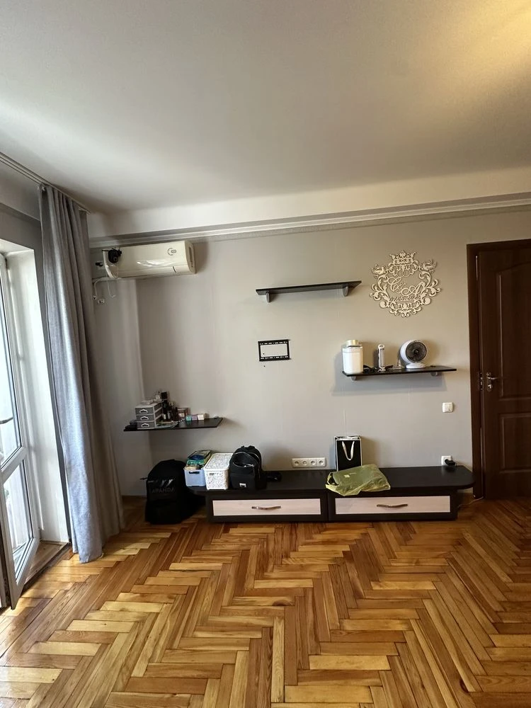 Продам 1 комнатную квартиру