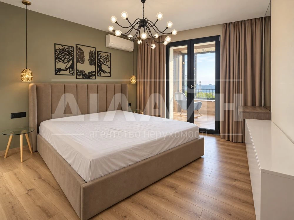 Ексклюзивна 3-кімнатна квартира 84 м² з панорамою на Дніпро,
