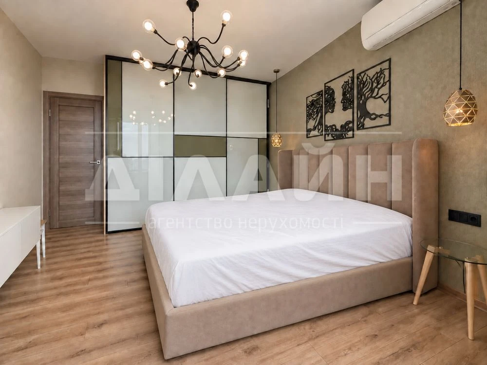 Ексклюзивна 3-кімнатна квартира 84 м² з панорамою на Дніпро,