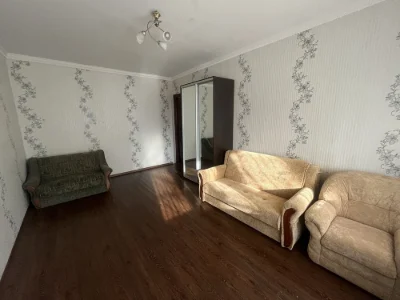 Продам 1 кімнатну квартиру