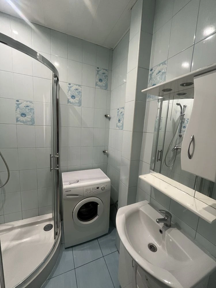 Продам 1 кімнатну квартиру