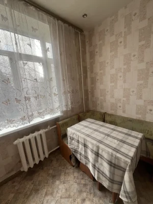Продам 1 кімнатну квартиру