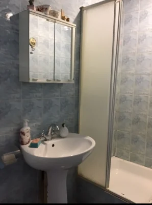 Продам 5-кімнатну квартиру в центрі міста