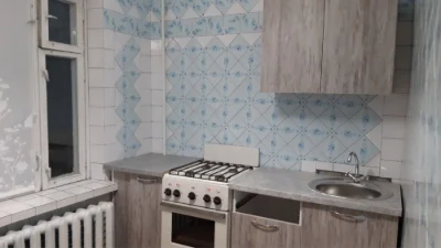 Продам 1-кімнатну квартиру, перший південний мкрн, 2/9