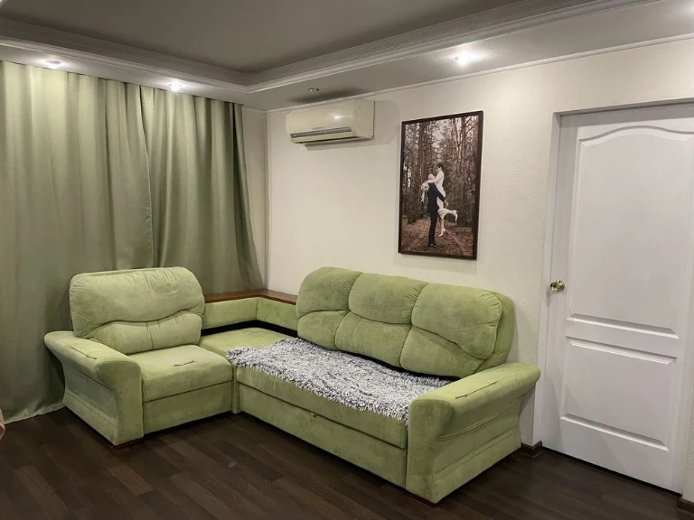 Від власника! Продаж 2-х кімнатної квартири, Перемоги 30000$