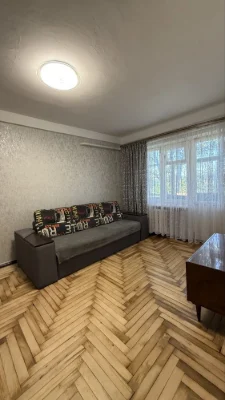Продам 2-кімн. квартиру вул. Українська (пл. Вернадського)