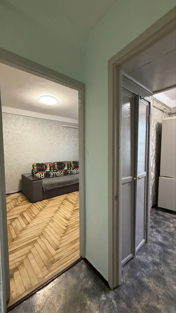 Продам 2-кімн. квартиру вул. Українська (пл. Вернадського)