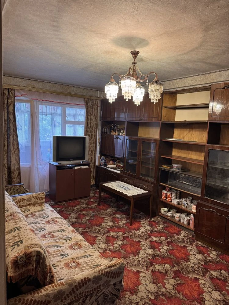 Продам 3-у квартиру вул. Сорочинська 12