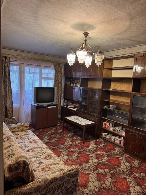 Продам 3-у квартиру вул. Сорочинська 12
