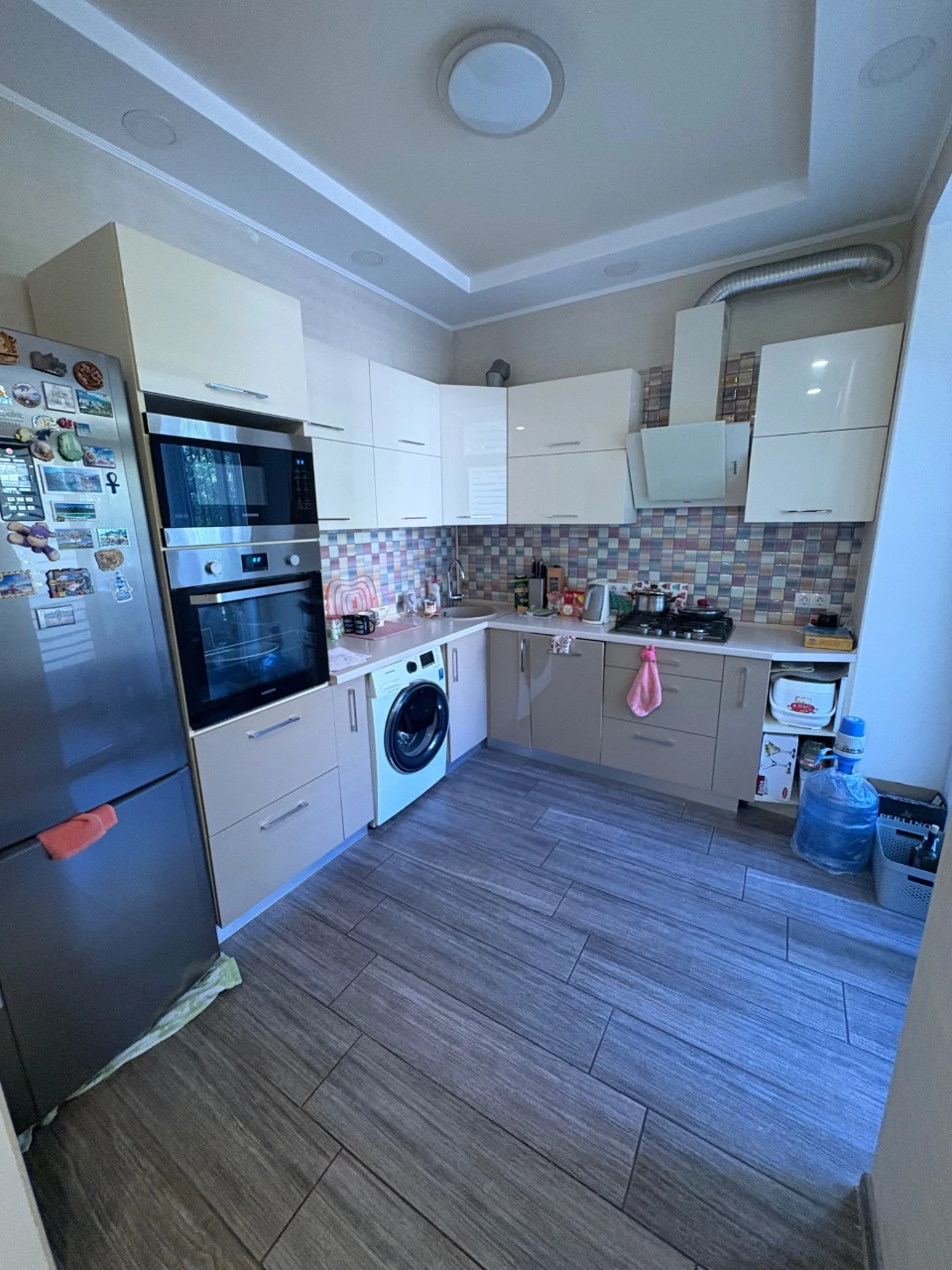 Продаж 3 кімнатної квартири по вул. Миру з гаражем