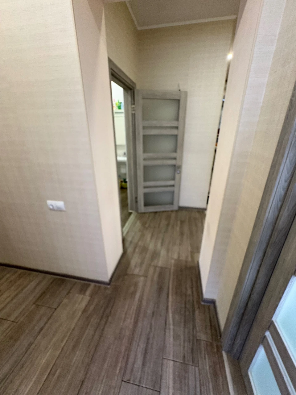 Продаж 3 кімнатної квартири по вул. Миру з гаражем