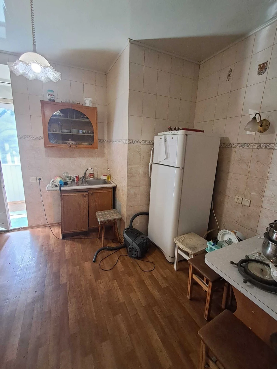 Продаж 2 кімнатної квартири сталінка по пр. Металургів