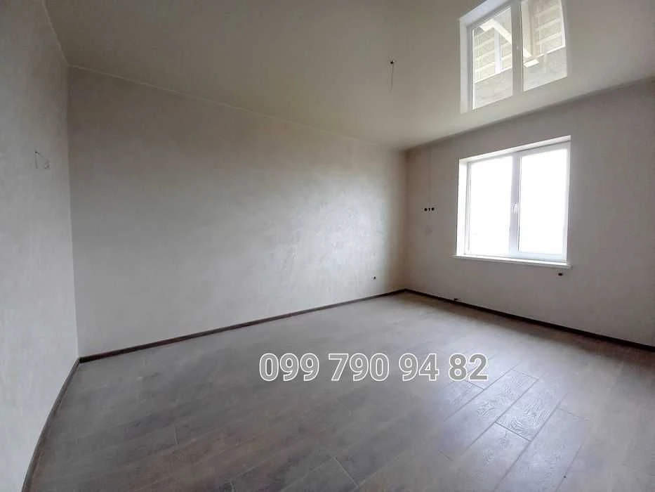 Modern townhouse 145 m² in Sauvignon—quiet, security, ready