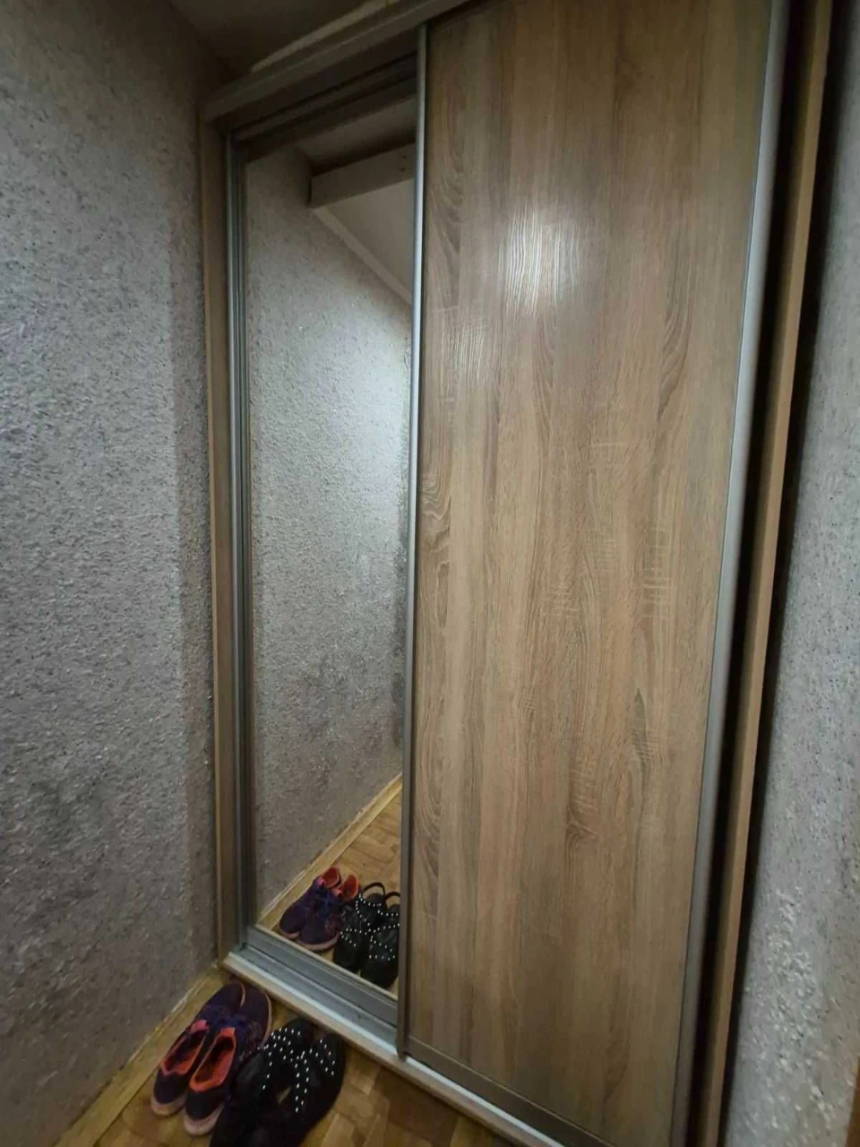 Продам 1 комнатную квартиру  пр-т Инженера Преображенского