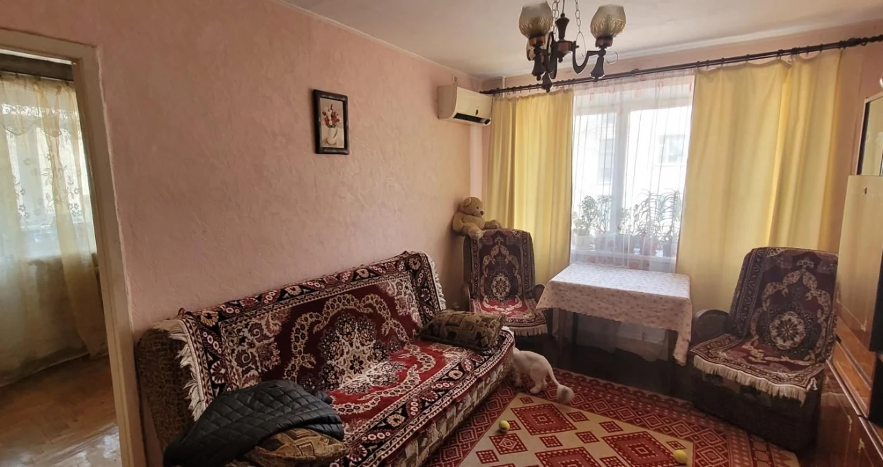 Продаж 3-и кімнатної квартири на Одеській