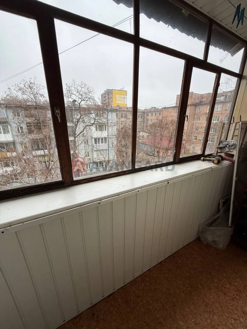 Продам 1 кому квартиру проспект Соборный 152 б