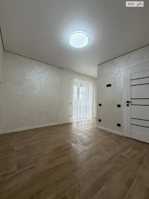 Продаж Квартира Староміський