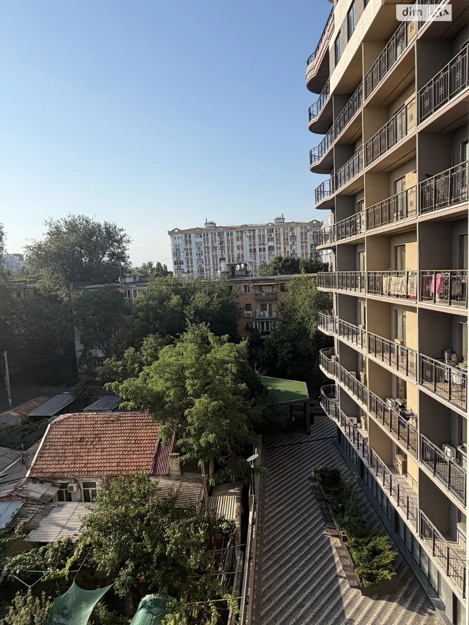 Продажа квартир Приморский.