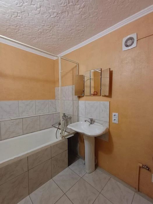 Selling part of a house with a plot in Lenselishche (SH-215-731)