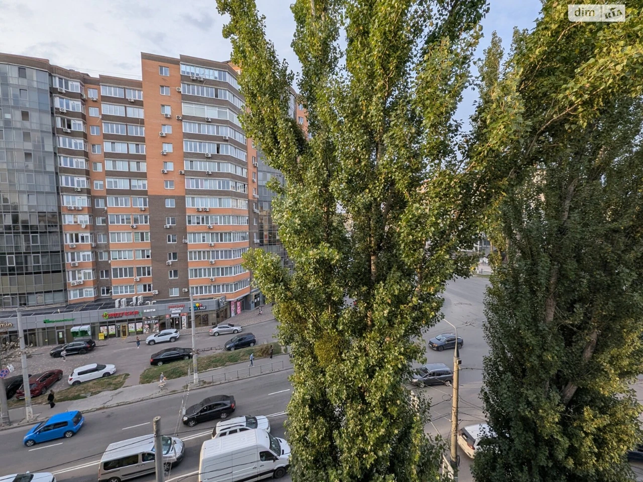 Продаж Квартира Бригантина