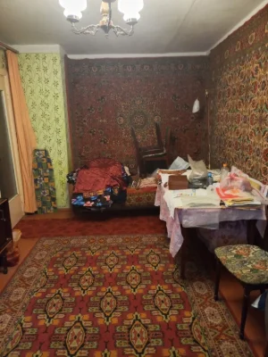 Продаж 3-х кім.квартири Свердловський масив.