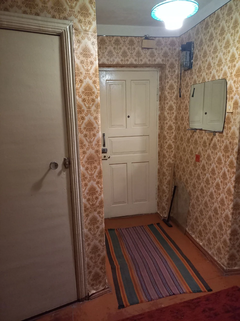 Продаж 3-х кім.квартири Свердловський масив.